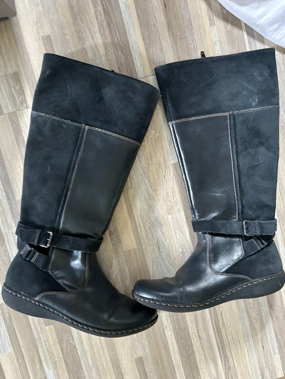 clarks  womans faux leather size 9 black boots shoes womens nine